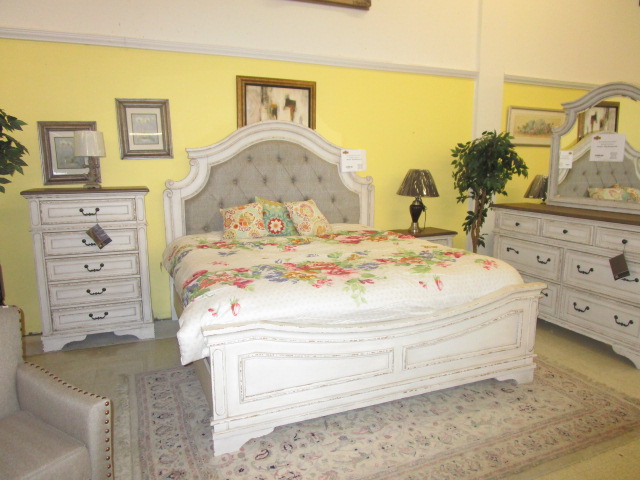 raelyn bedroom set by magnussen furniture